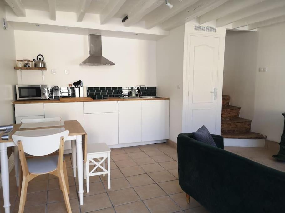 Petite Maison De Village Maincy Luaran gambar