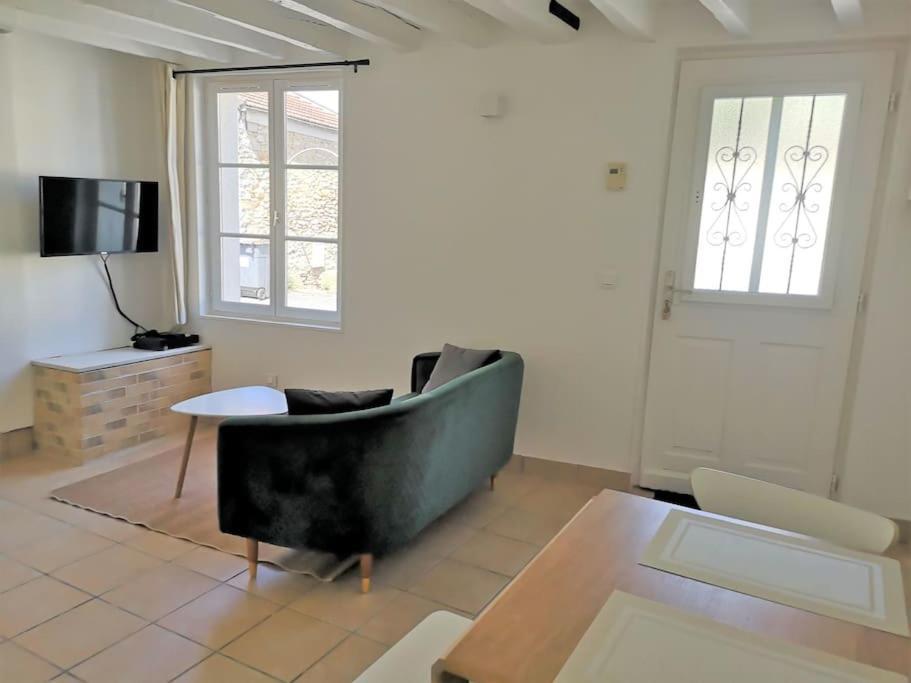 Petite Maison De Village Maincy Luaran gambar